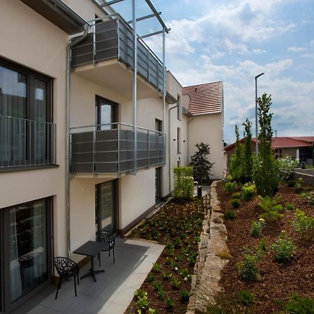 Hotel Zum Gruenen Baum Pfahlheim Exteriör bild